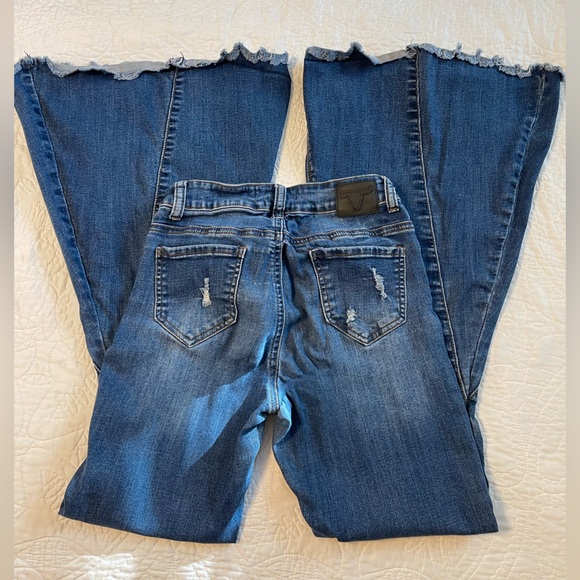 Lucky and Blissed Flare Mid Rise Jeans - Picture 4 of 5